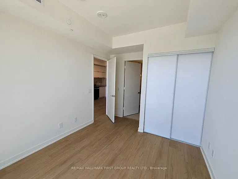 10 Deerlick Ct #501 — Photo 12