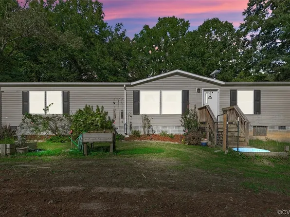 235 Riverview Ln, Bumpass, VA 23024