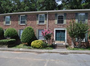 5534 Kingsport Dr, Sandy Springs, GA 30342