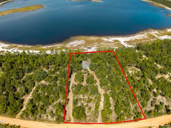 1234 Hampshire Blvd, Chipley, FL 32428