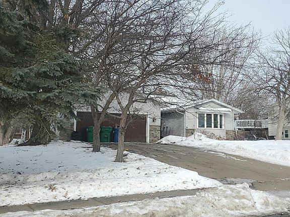 5th image of 17758 Weaver Lake Dr N