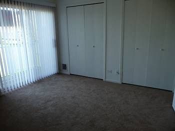 5th image of 406 Meadow Green Ln