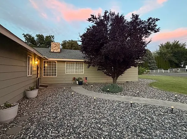 9305 W Court St, Pasco, WA 99301