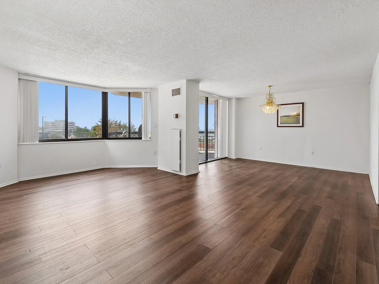 2 bed, 2.0 bath, $3,200 — Photo 3