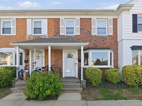 1810 Front Street #49, East Meadow, NY 11554