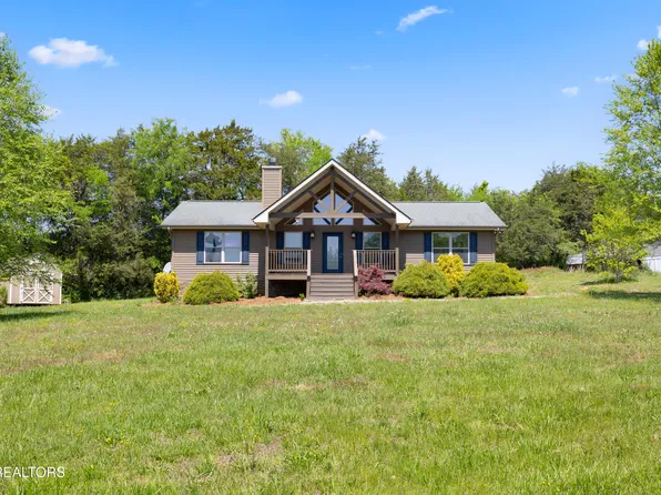 1462 Sandy Ridge Rd, Dandridge, TN 37725