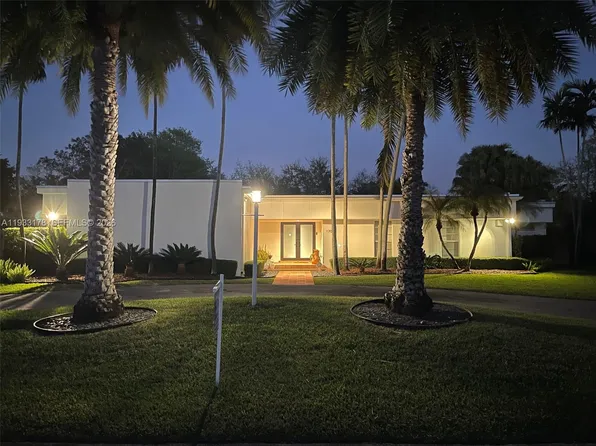 17025 SW 80th Ct, Palmetto Bay, FL 33157