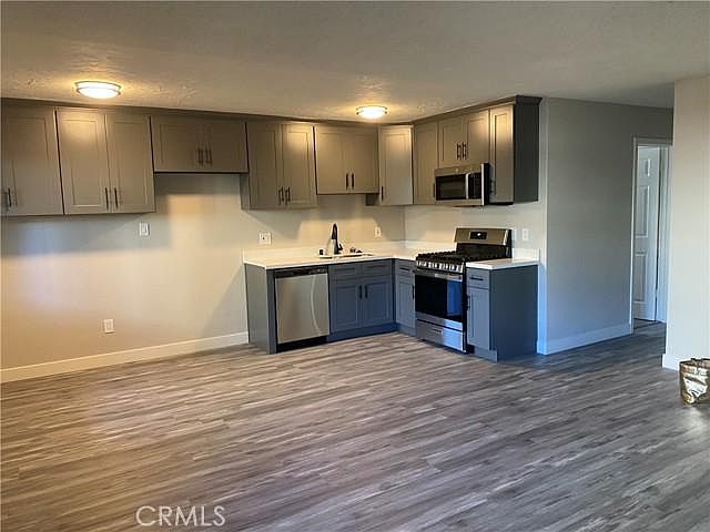 1st image of 3325 Santa Fe Ave APT 40