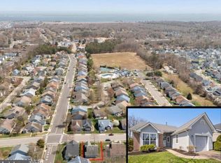 84 Chain Blvd, Bayville, NJ 08721