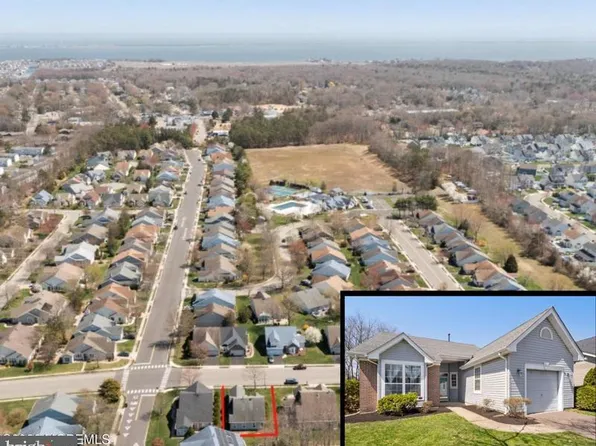 84 Chain Blvd, Bayville, NJ 08721