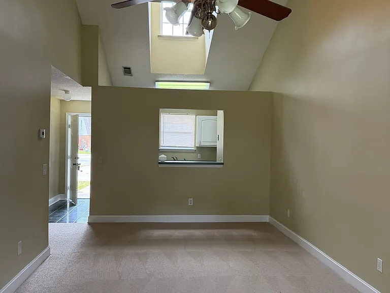205 Saint Charles Pl #A — Photo 5