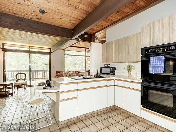 3rd image of 5 Barranco Ct