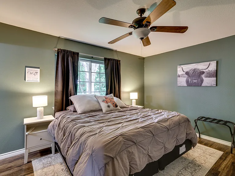 4002 Commonwealth Dr — Photo 21