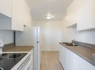 Lawrence East Apartments, Toronto, ON M1E 2R3
