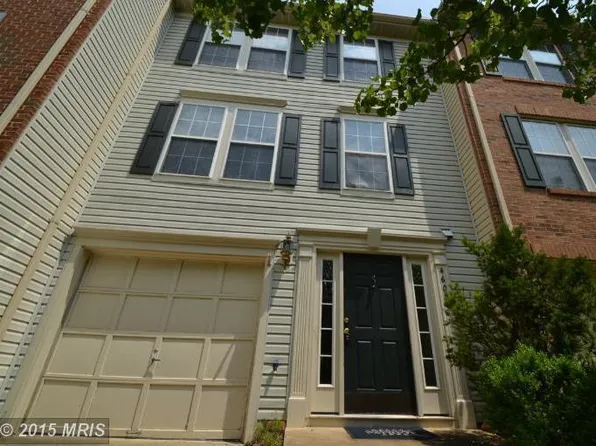 4609 Turnberry Dr, Fredericksburg, VA 22408