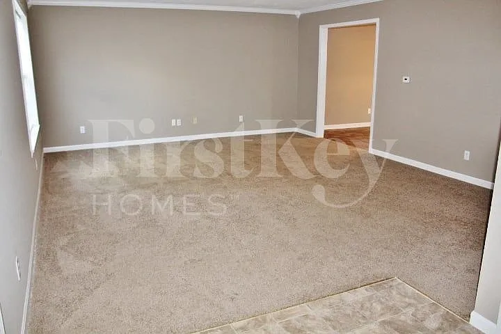 3 bed, 2.5 bath, 1568 sqft, $1,935 — Photo 3
