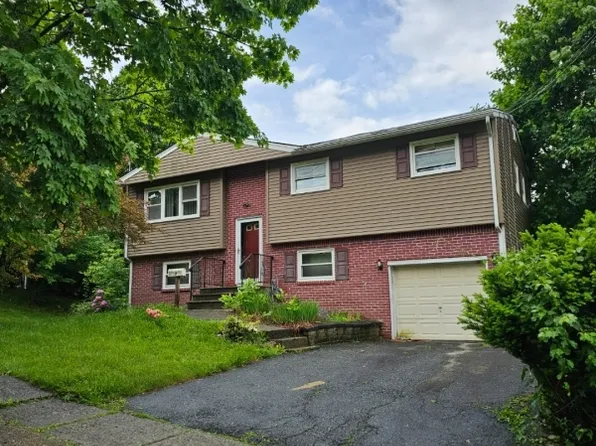 9 Trenton Pl, Newton Town, NJ 07860