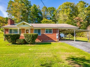 1332 Scratch Gravel Rd, Marion, VA 24354