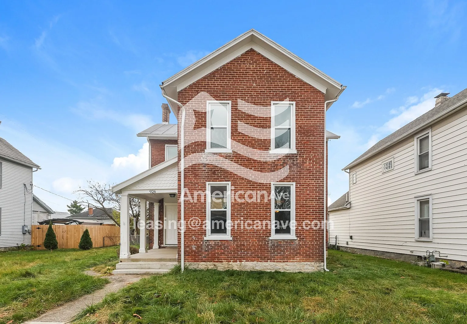 3 bed, 1.0 bath, 1504 sqft, $1,422 — Photo 1