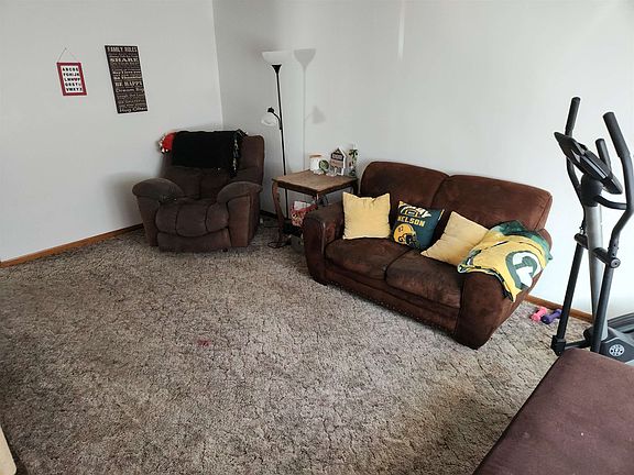 3rd image of 1519-1521 Meridian Ave