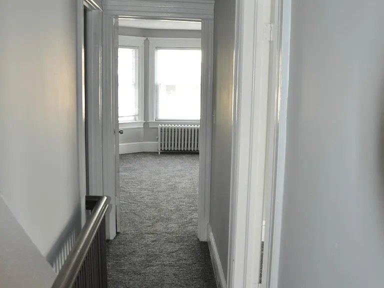 802 Quincy Ave — Photo 10