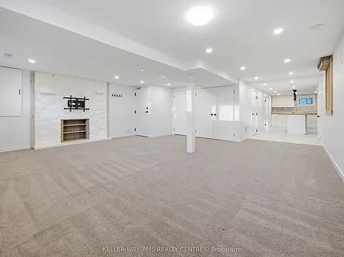 25 Townsend Ave #B Photo 1
