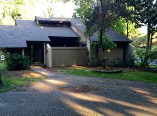 22 Stable Gate Rd, Hilton Head Island, SC 29926