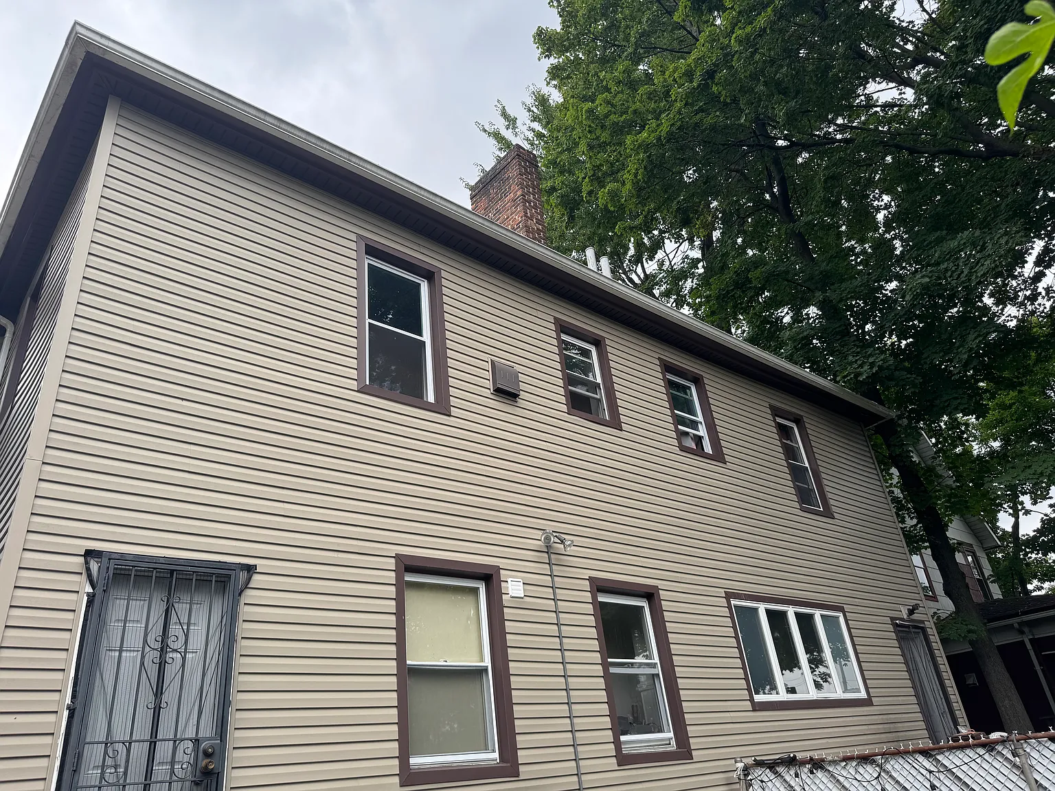 3 bed, $3,100 — Photo 2