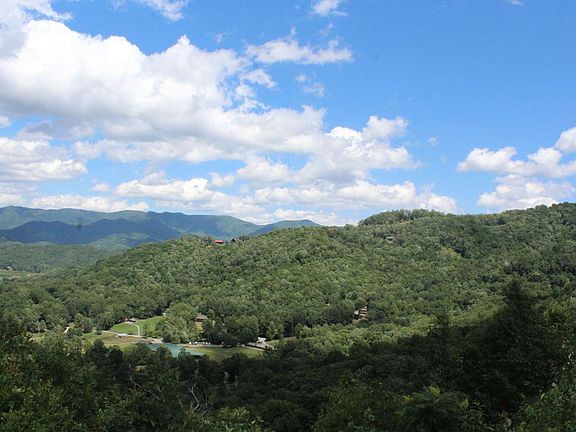 4th image of 135 Shiloh Rdg