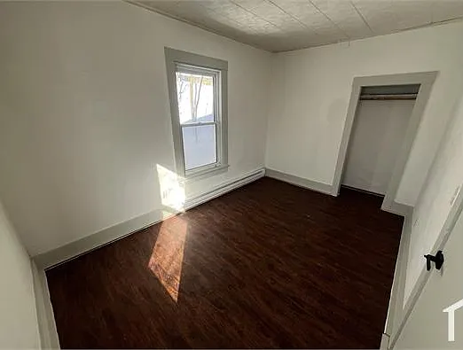 40 Garnet St #4 — Photo 5