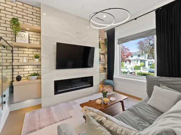 2848 W 23rd Ave, Vancouver, BC V6L 1P3