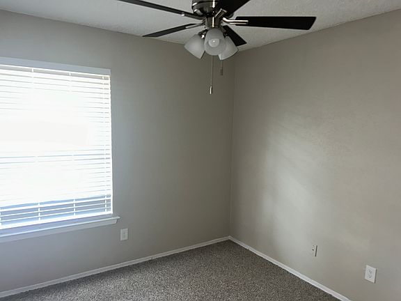 5th image of 312 Cedar St