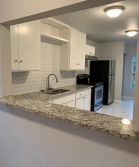 1505 Donaldson Ave — Photo 6