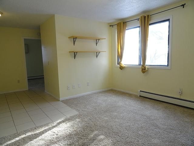 1st image of 4010 Heritage Hills Dr