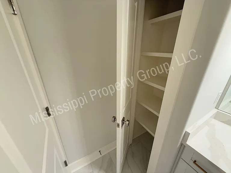 611 Miramar Ln — Photo 28