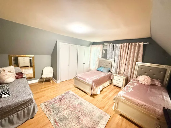 68 Brinkerhoff Street image 23 of 41