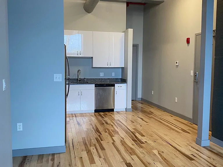 The Lofts at Wamsutta Place — Photo 28