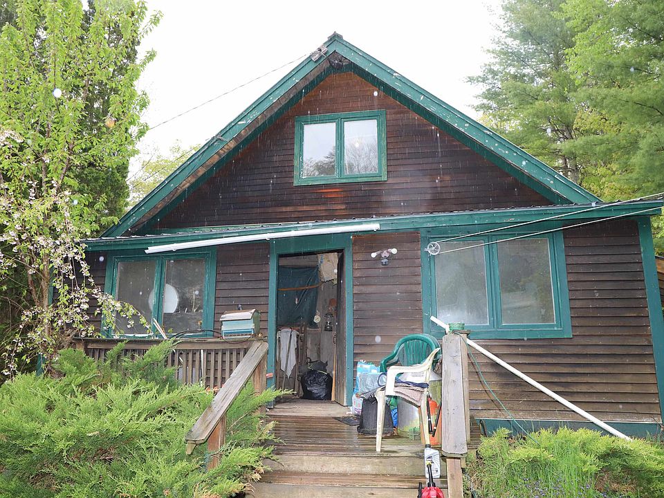 1st image of 552 - 554 Hinesburg Road