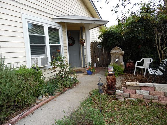 3rd image of 9407 Valley Way Dr