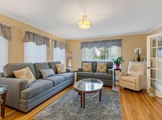 35 Cypress St #35, Newton Center, MA 02459