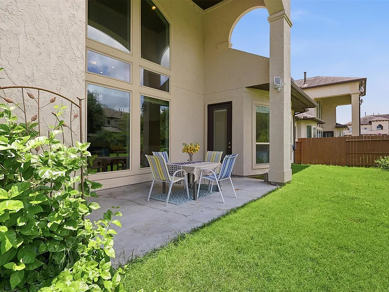 11218 Oudney Ct — Photo 42