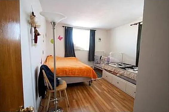 81 Poplar St — Photo 3