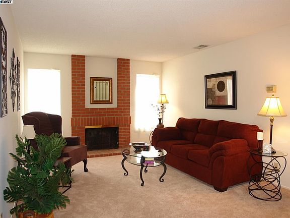 2nd image of 3161 Sugar Beet Way