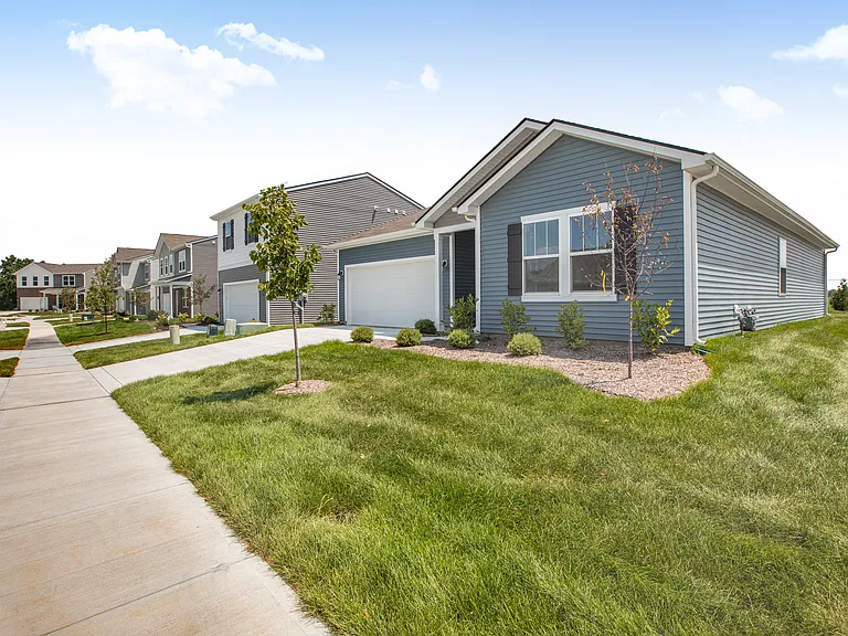4323 Malvern Way — Photo 3