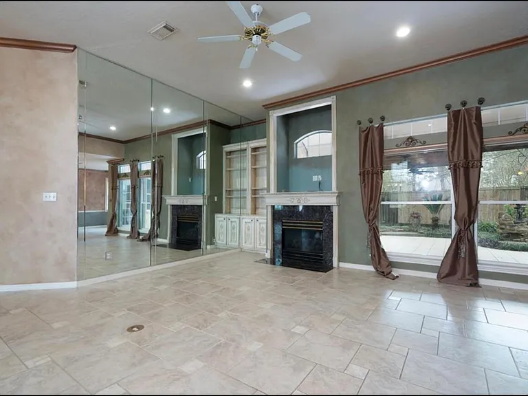 17422 Palisander Ct — Photo 8