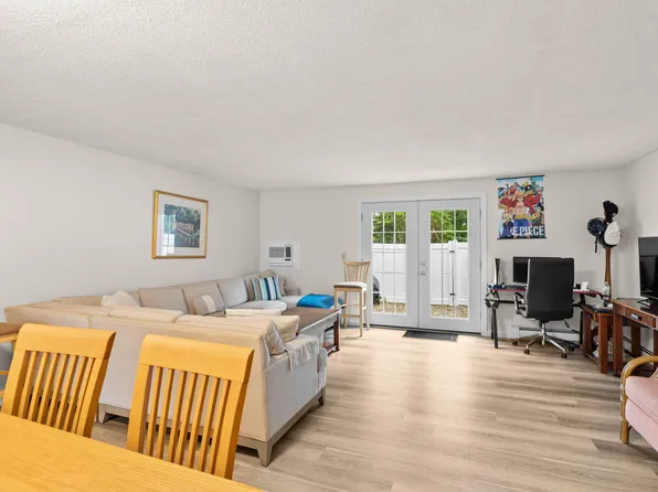 32 Pine Valley Drive #32  aka 50A, Falmouth, MA 02540