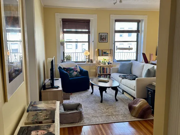 24 Peterborough St, Boston, MA