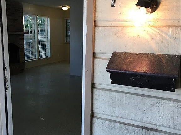 5th image of 1201 Fairbanks Dr