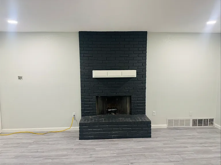 6431 Bramble Dr — Photo 3