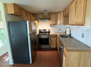 38 Oak St #1, Hillsdale, MI 49242